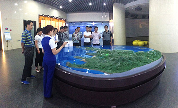 青島中建聯(lián)合建設工程有限公司青島市規(guī)劃展覽館參觀學習(圖2)