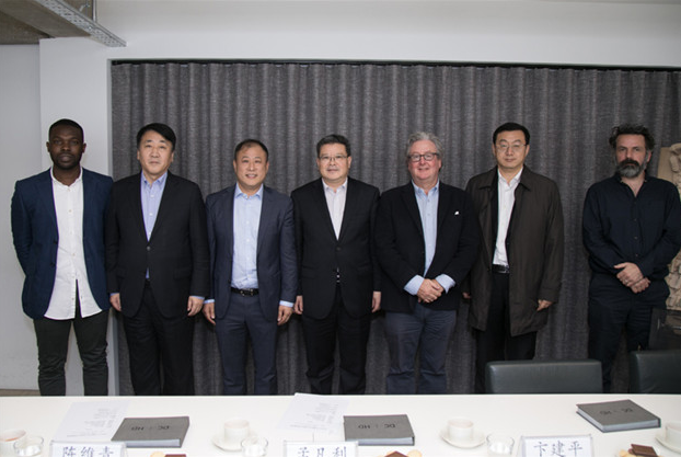 青島市長孟凡利對德才集團英國DC-HD設計院走訪調(diào)研(圖4)