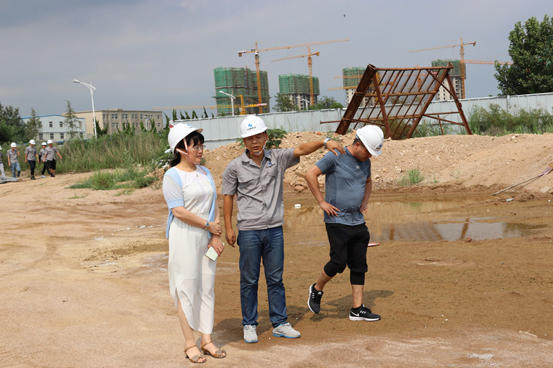 心系基層  情牽一線——中建聯(lián)合開展炎夏送清涼活動(圖3)