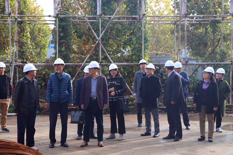 2018青島市重點(diǎn)工程勞動(dòng)競(jìng)賽暨“查保促”活動(dòng)在中建聯(lián)合東郭莊項(xiàng)目開(kāi)展(圖4) 2018青島市重點(diǎn)工程勞動(dòng)競(jìng)賽暨“查保促”活動(dòng)在中建聯(lián)合東郭莊項(xiàng)目開(kāi)展(圖4)