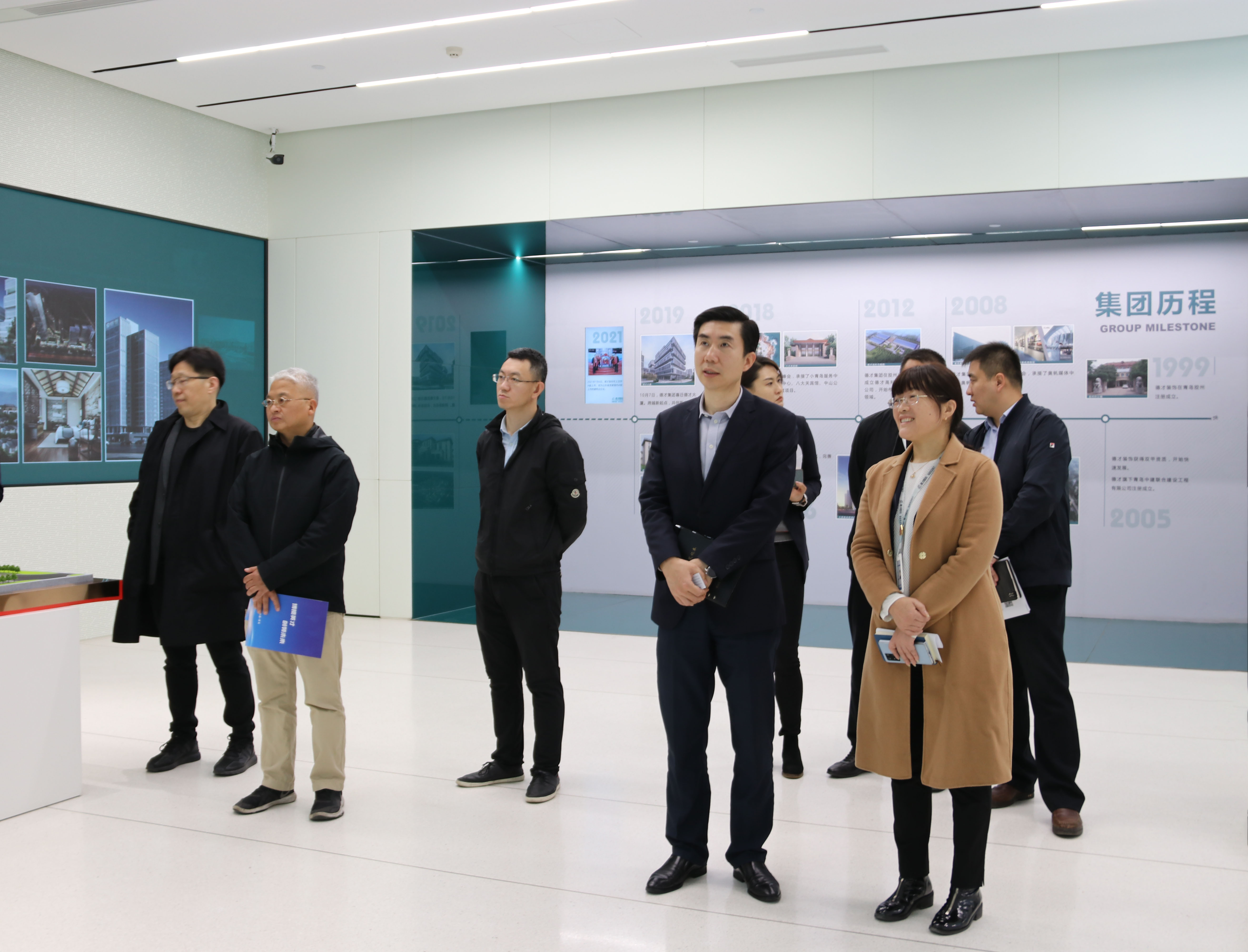 人社部領導蒞臨中建聯(lián)合調(diào)研指導人才隊伍建設工作(圖3)