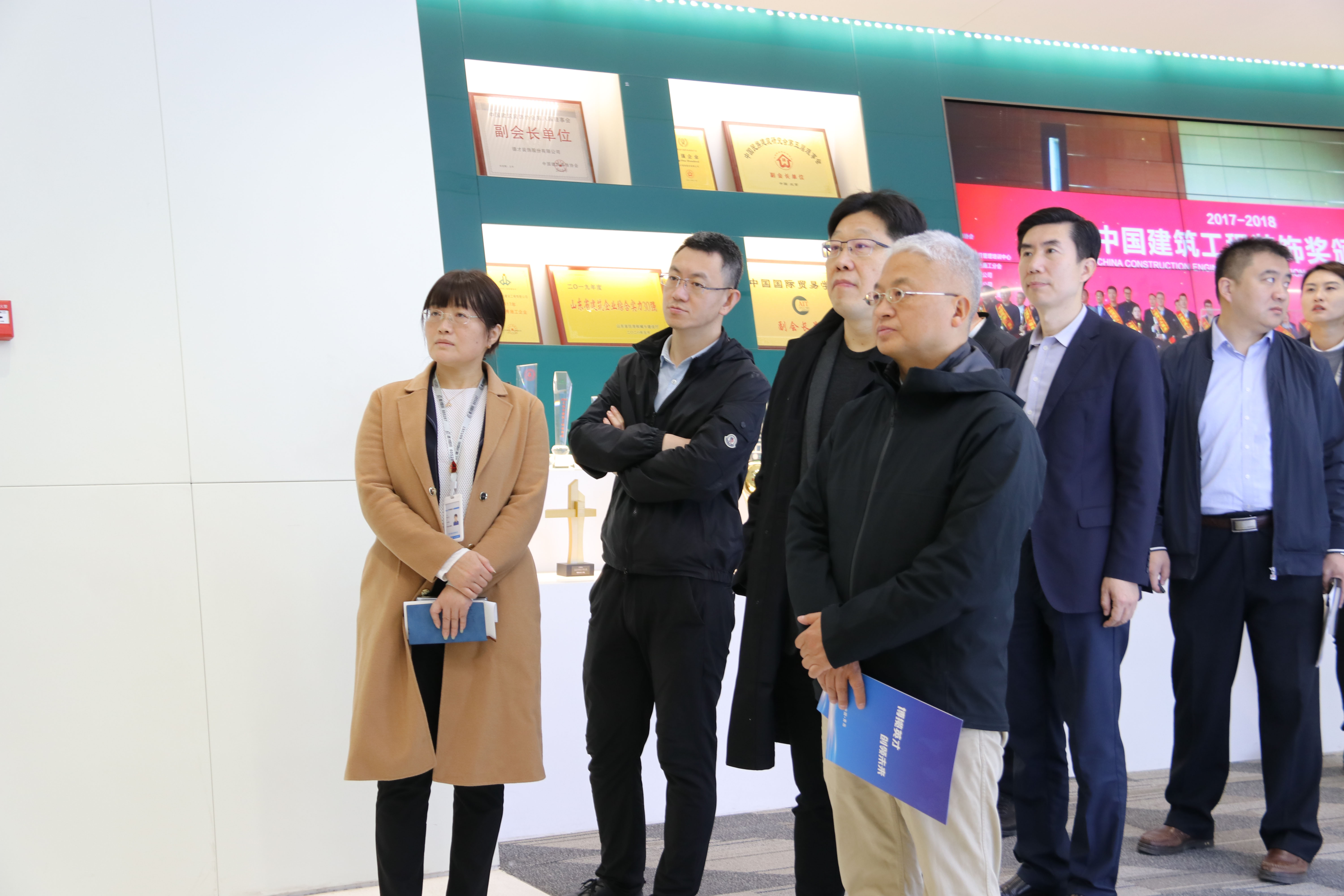 人社部領導蒞臨中建聯(lián)合調(diào)研指導人才隊伍建設工作(圖4)