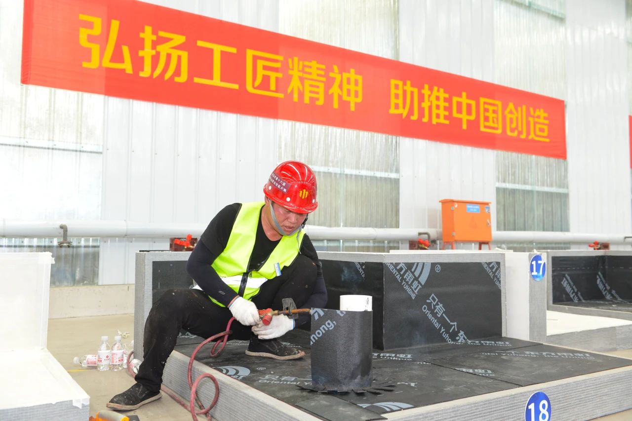 弘揚工匠精神，助推中國創(chuàng)造|中建聯(lián)合協(xié)辦青島市第十六屆建筑業(yè)職業(yè)技能大賽(圖8)